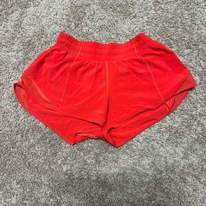 Lululemon size 4 low rise red hottie hots